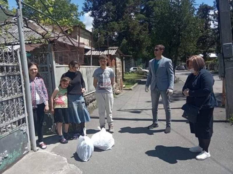 ცაგერის მუნიციპალიტეტში ჰუმანიტარული აქცია გრძელდება